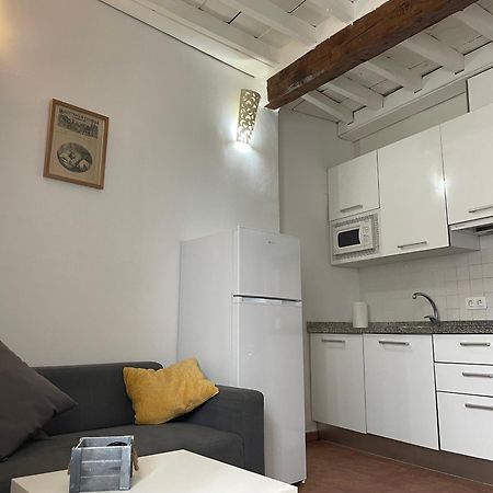 Al-Mansur Apartment Гранада Стая снимка