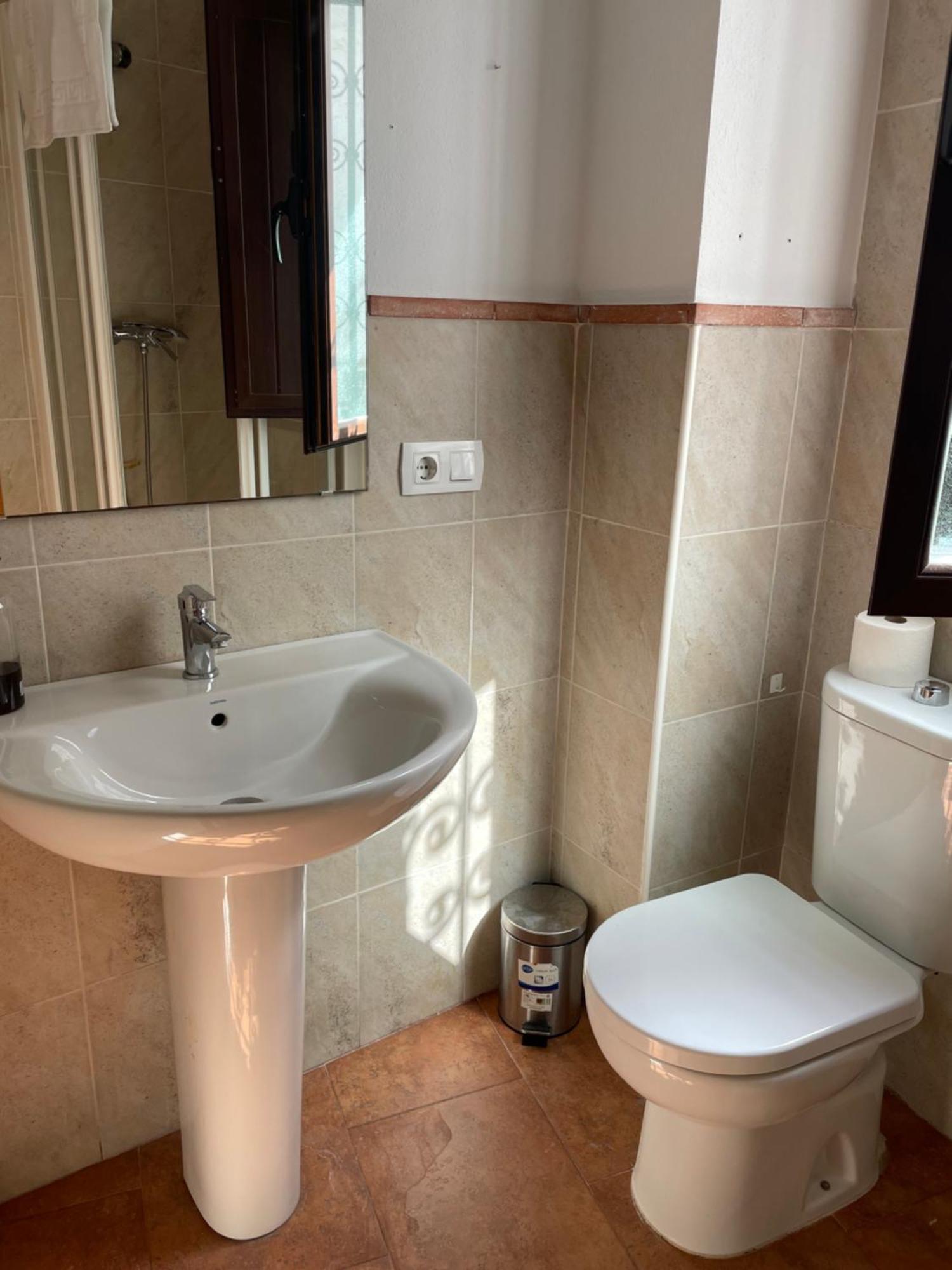 Al-Mansur Apartment Гранада Стая снимка