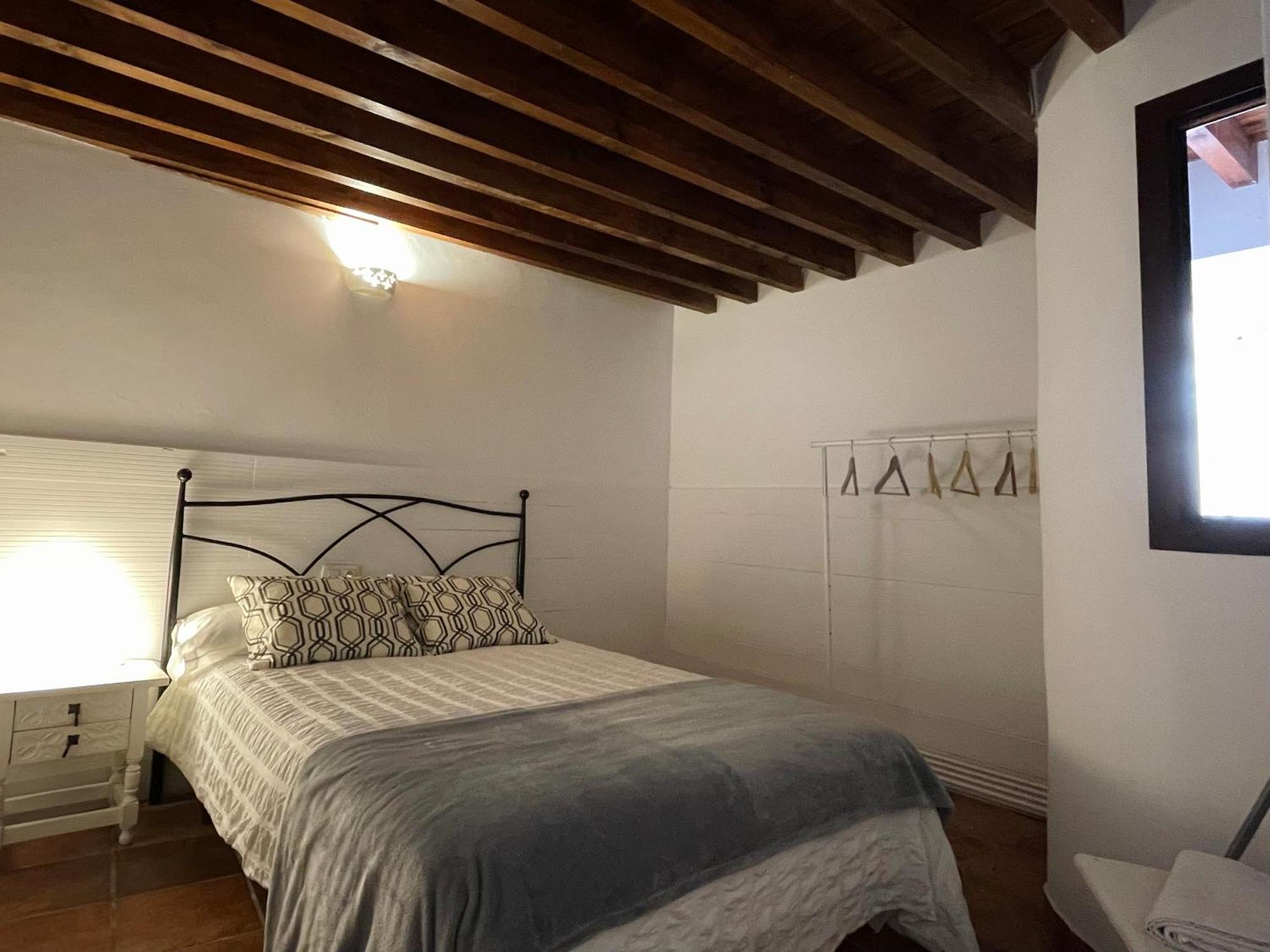 Al-Mansur Apartment Гранада Стая снимка