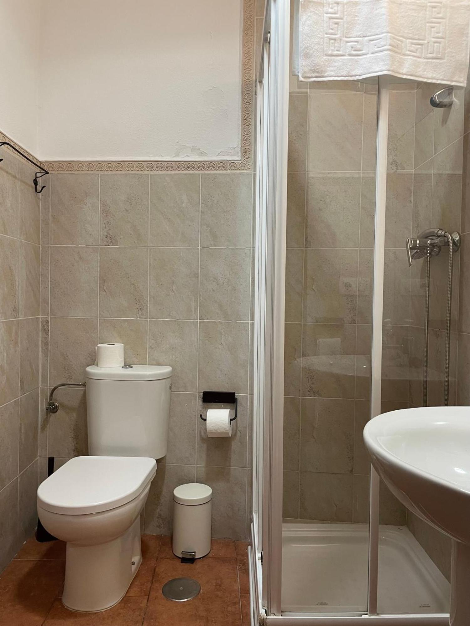 Al-Mansur Apartment Гранада Стая снимка